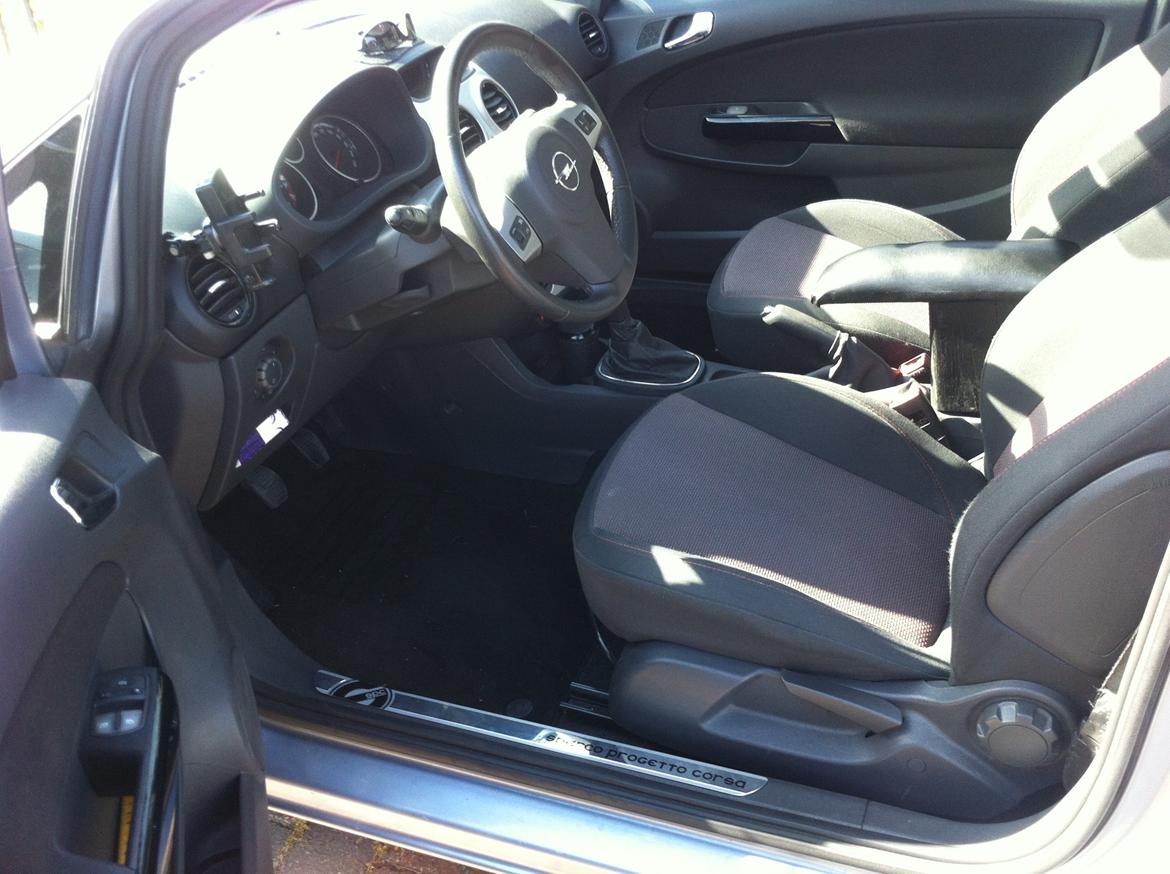 Opel Corsa D 1.3 CDTi 90 Sport billede 17