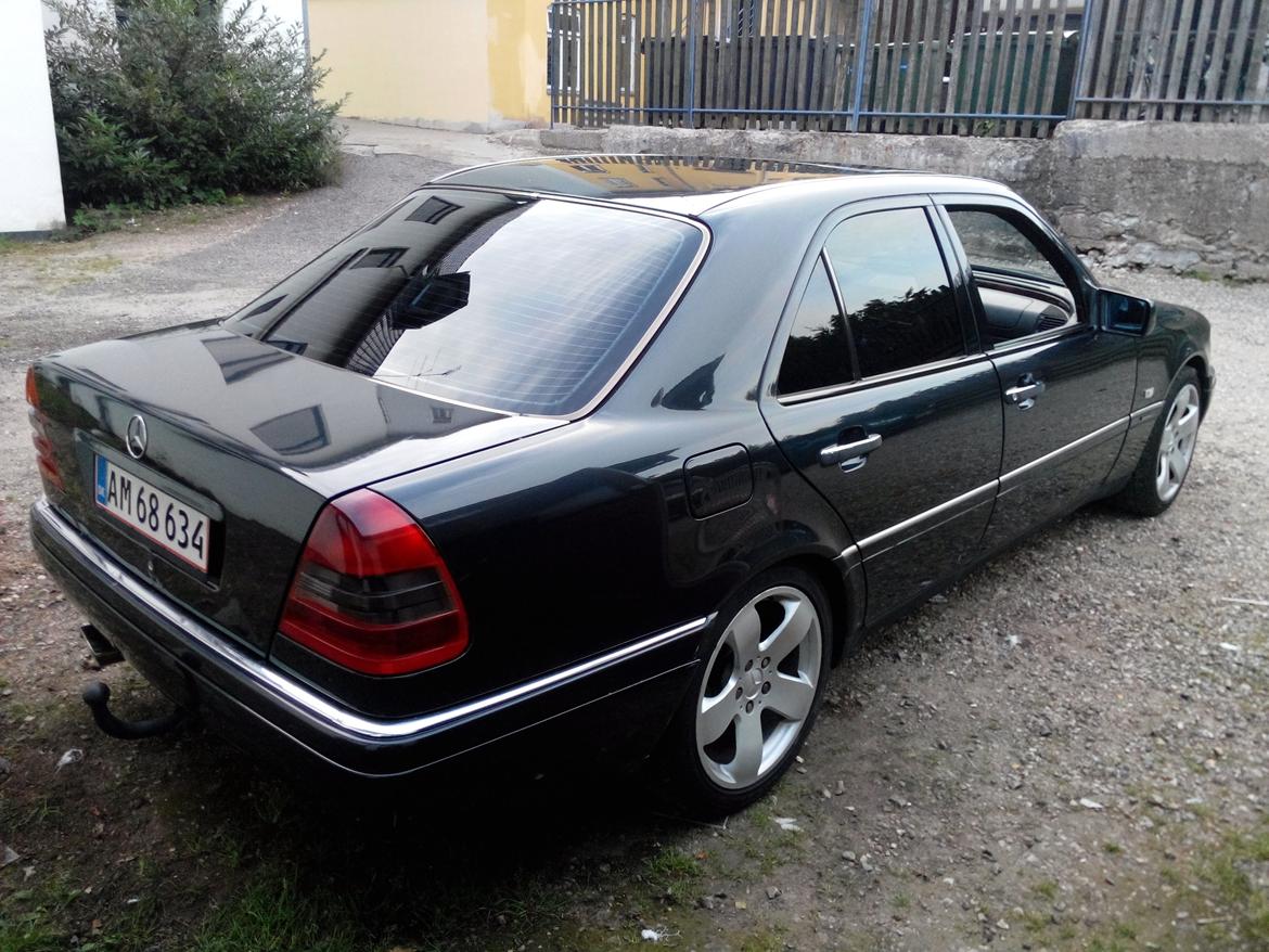 Mercedes Benz c 250 2,5 TD AUT  (5cyl) billede 2