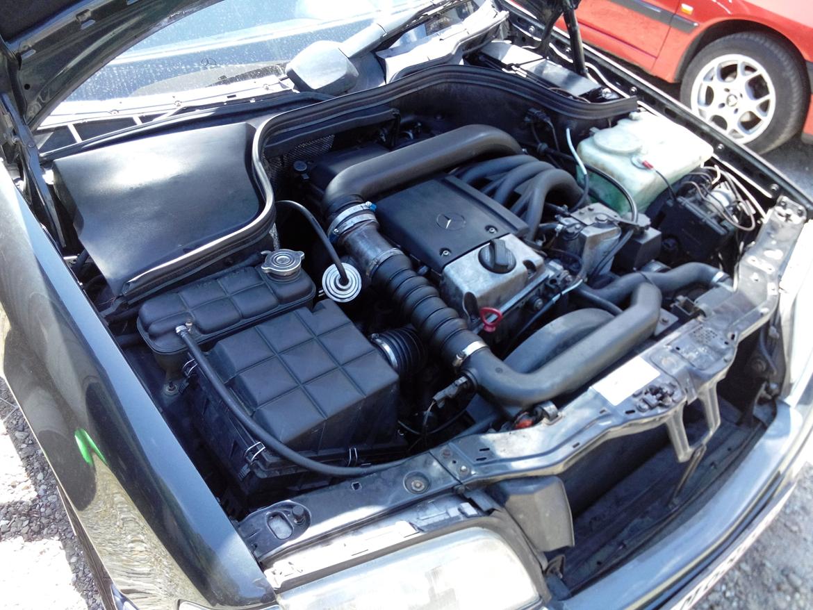 Mercedes Benz c 250 2,5 TD AUT  (5cyl) billede 9