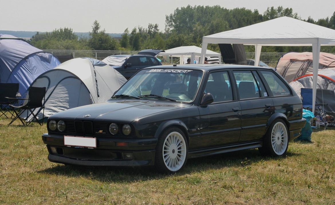 BMW E30 ACS3 touring - Som prinsessen ser ud nu, med BMW Syndikat i forruden billede 1