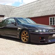 Nissan Skyline r33 gtr Vspec