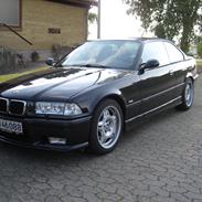 BMW E36 328i Coupé