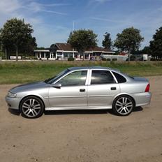 Opel Opel Vectra B Elegance 1.8 16V