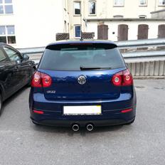 VW Golf V R32