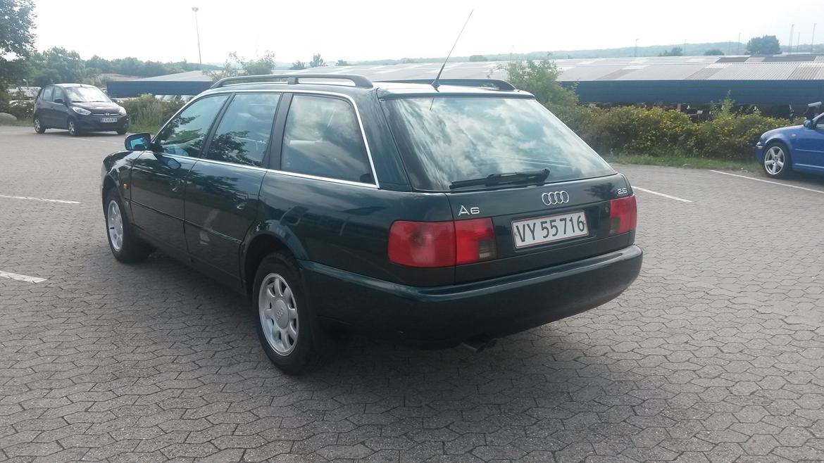 Audi A6 2.6 V6 billede 2