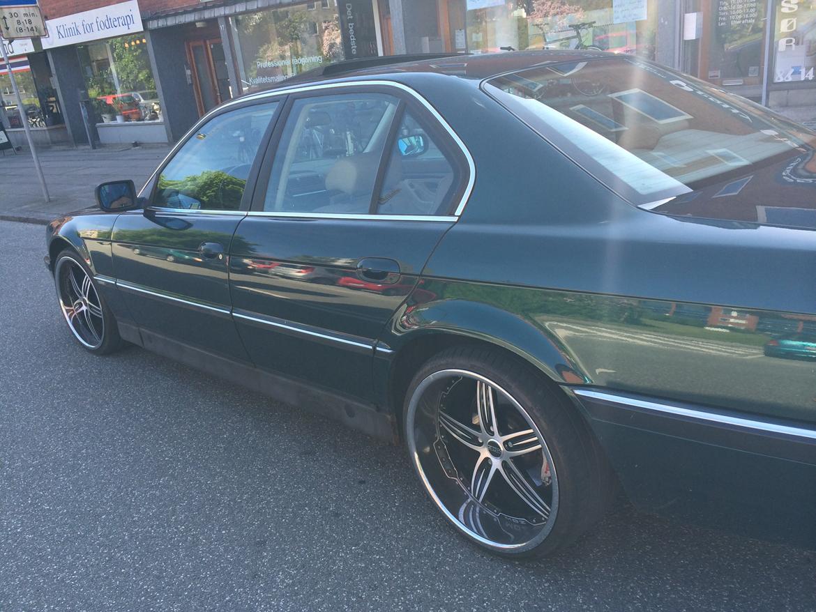 BMW 740i billede 17