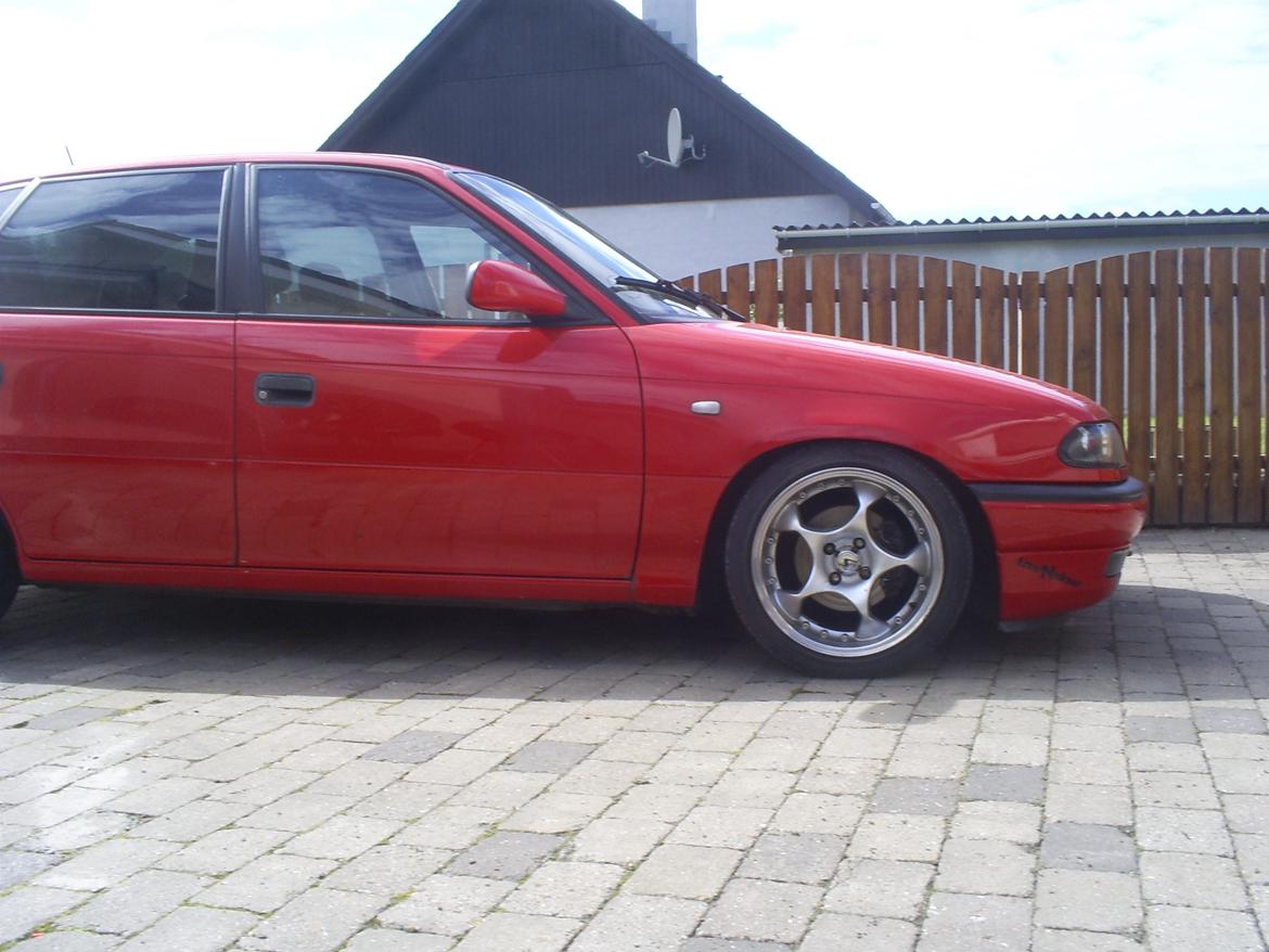Opel Astra f 16v billede 1