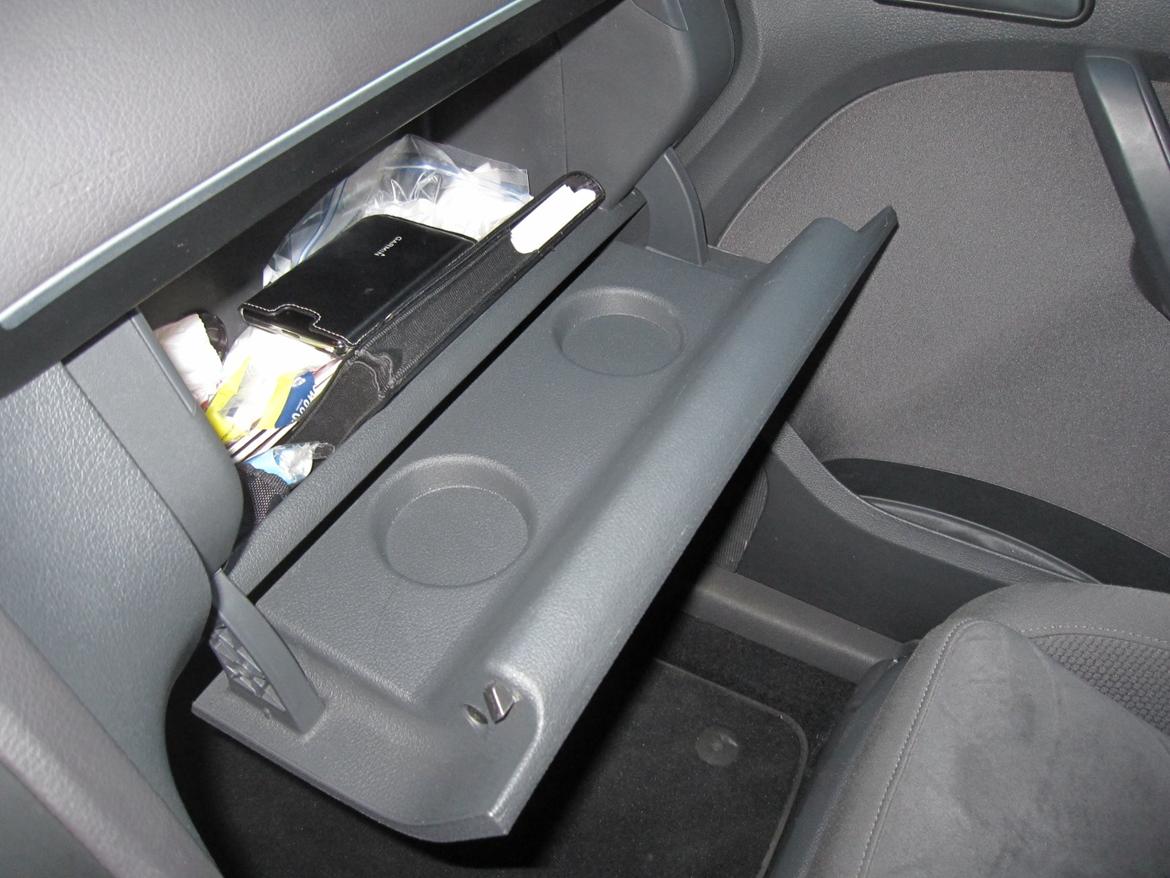 VW Touran Highline (MiniBussen) billede 14