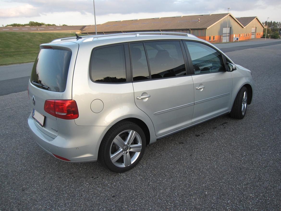 VW Touran Highline (MiniBussen) billede 20