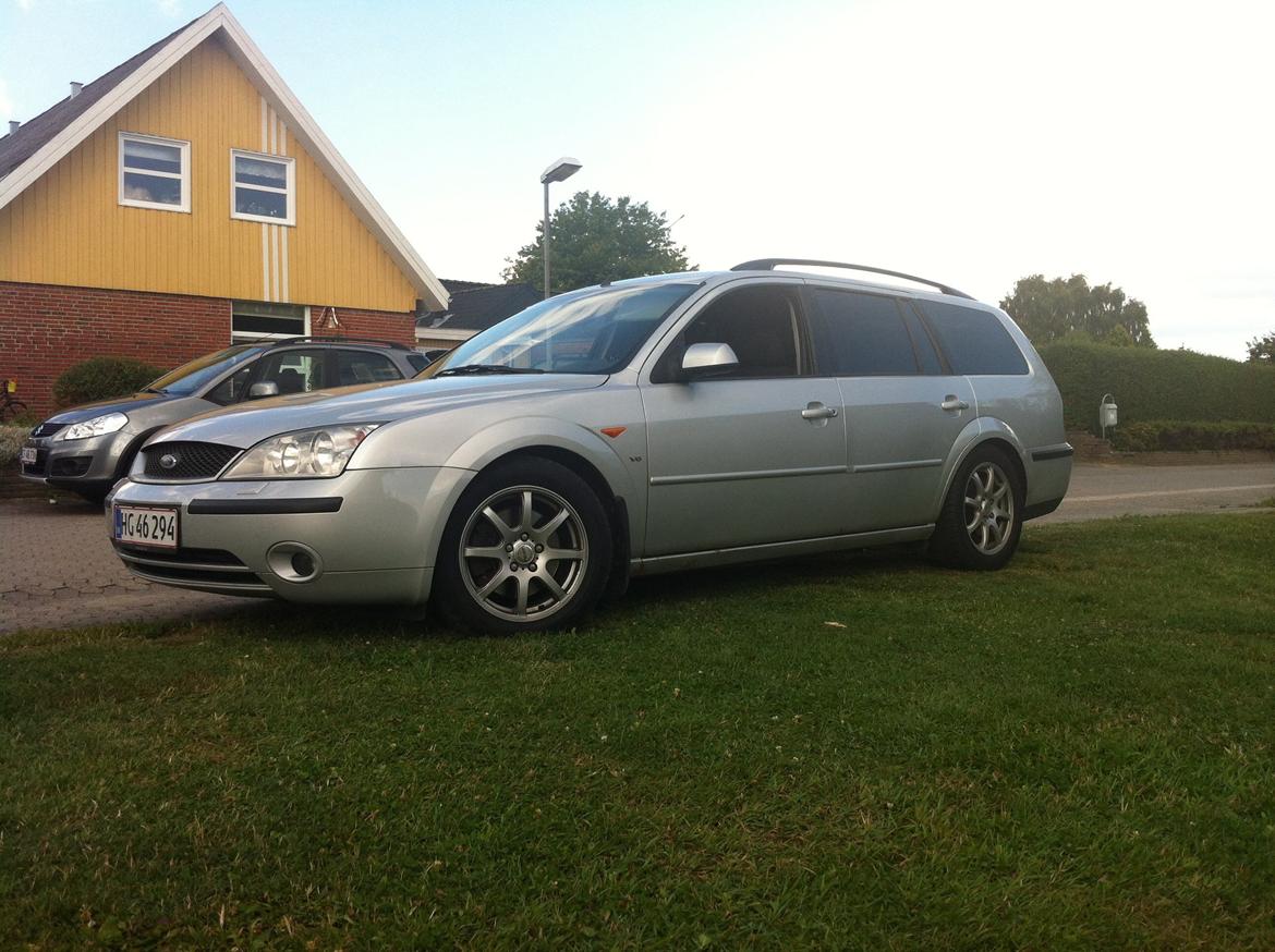 Ford Mondeo 2.5 V6 170 billede 1