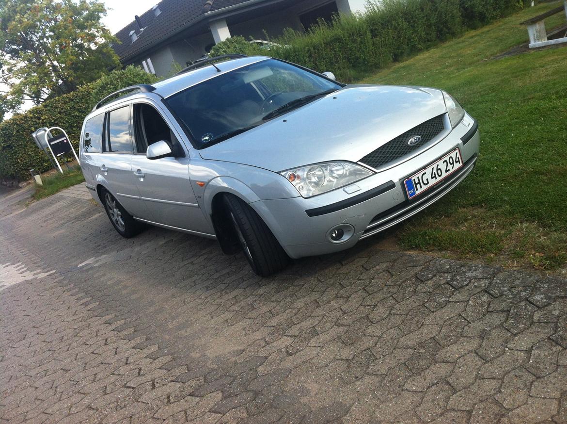 Ford Mondeo 2.5 V6 170 billede 10