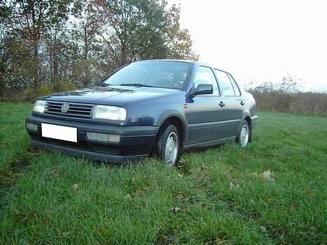 VW vento GL billede 2