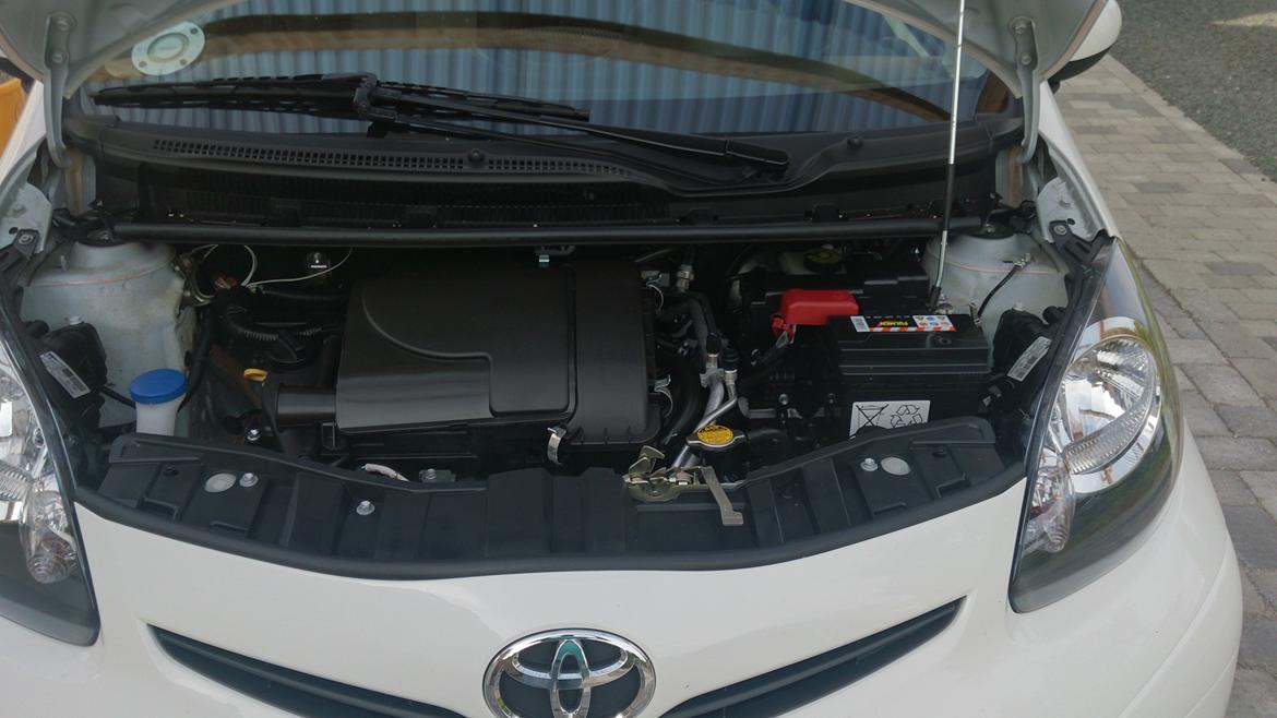 Toyota Aygo - Black & White billede 19