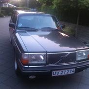 Volvo 245