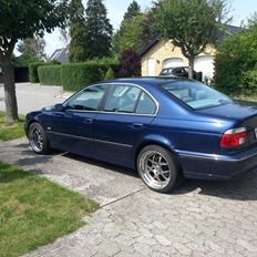 BMW E39 - 520i A