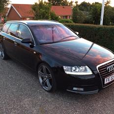 Audi A6 Avant 2.4 v6 Multitronic