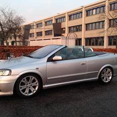 Opel Astra G 2,2 Cabrio