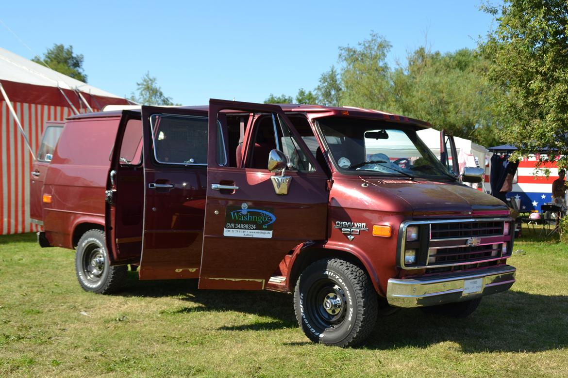 Chevrolet Chevy Van G 20 billede 2