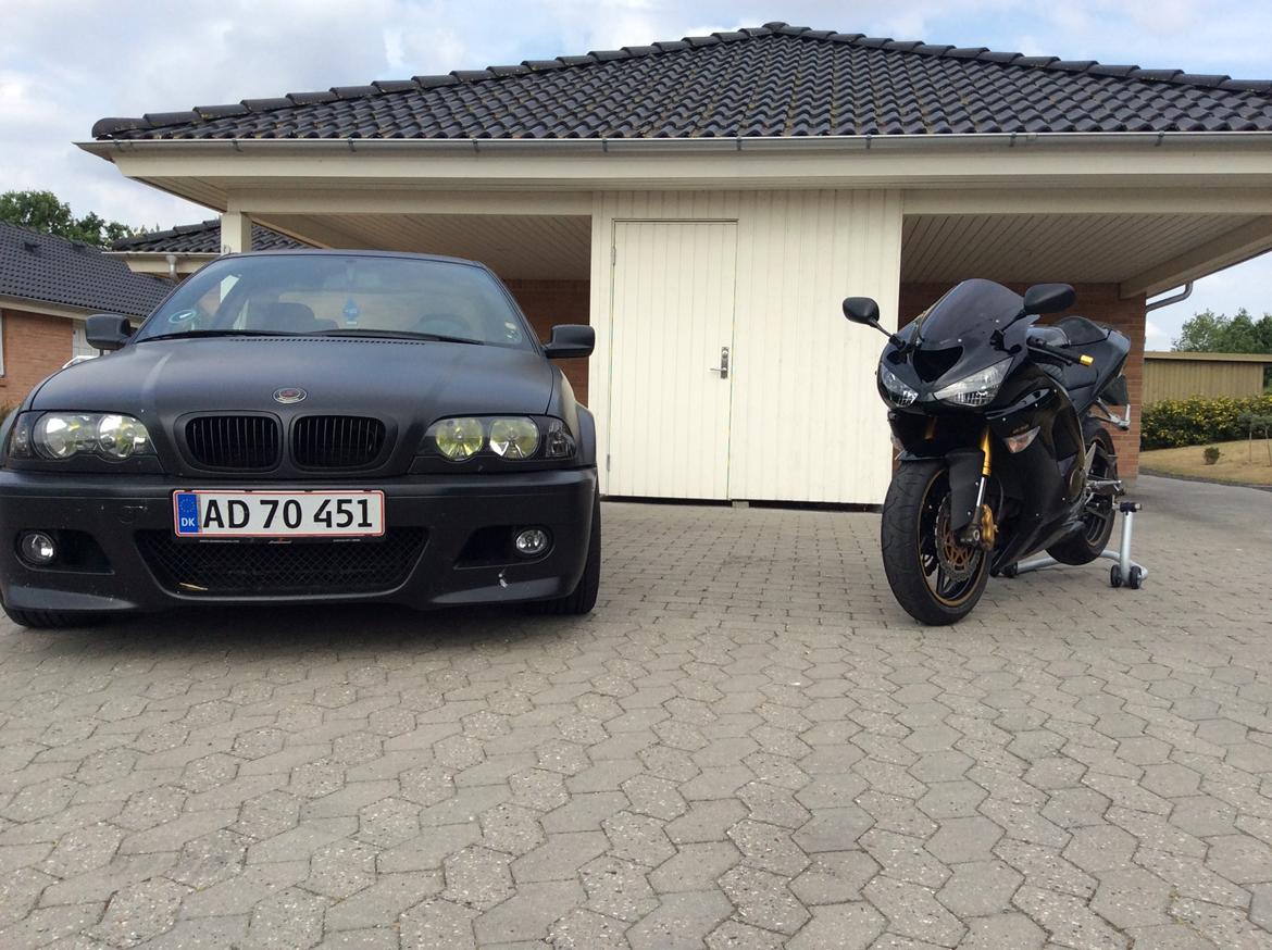 BMW 320 Ci 2.2 E46 "Black Edition" billede 1