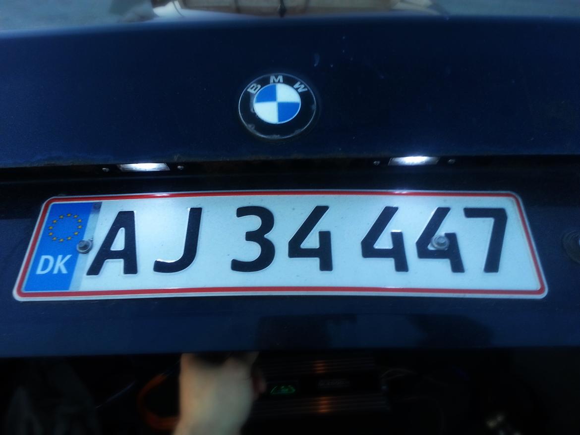 BMW 520I E34 Limousine - LED nummerpladelys billede 30