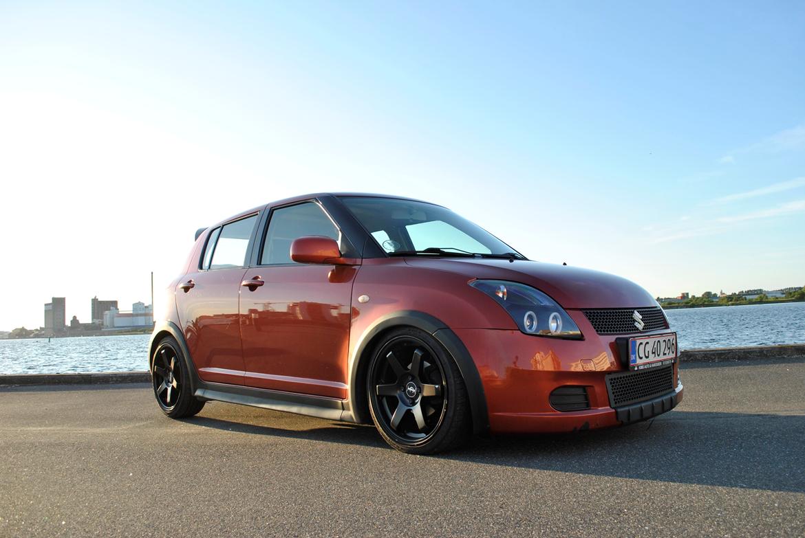 Suzuki Swift 1,3 billede 1