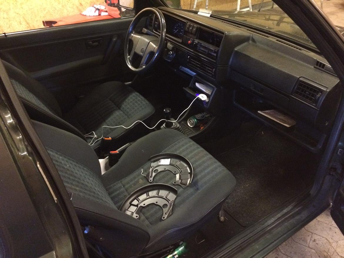 VW golf 2 1,6 turbo diesel.!! - nye ankerplader så er den klar til omsyn. billede 18