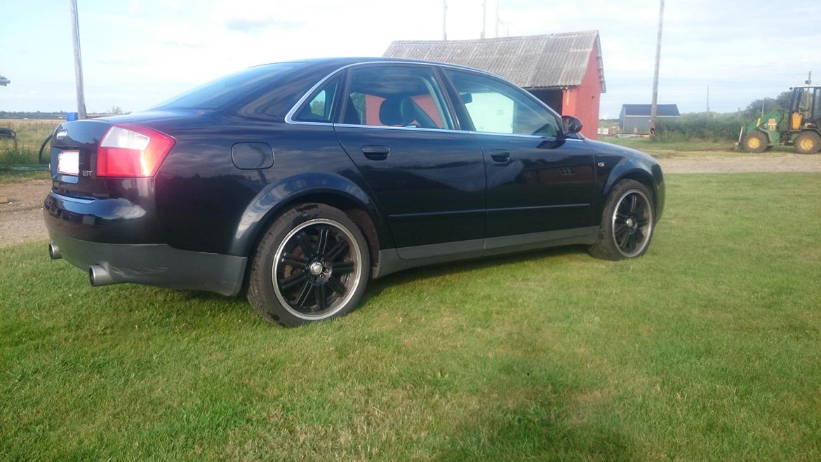 Audi A 4 limousine billede 3