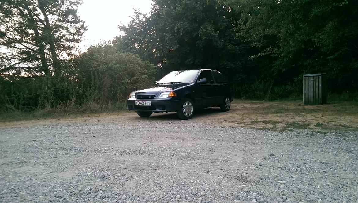 Suzuki Swift Gls (SKROTTET) billede 6