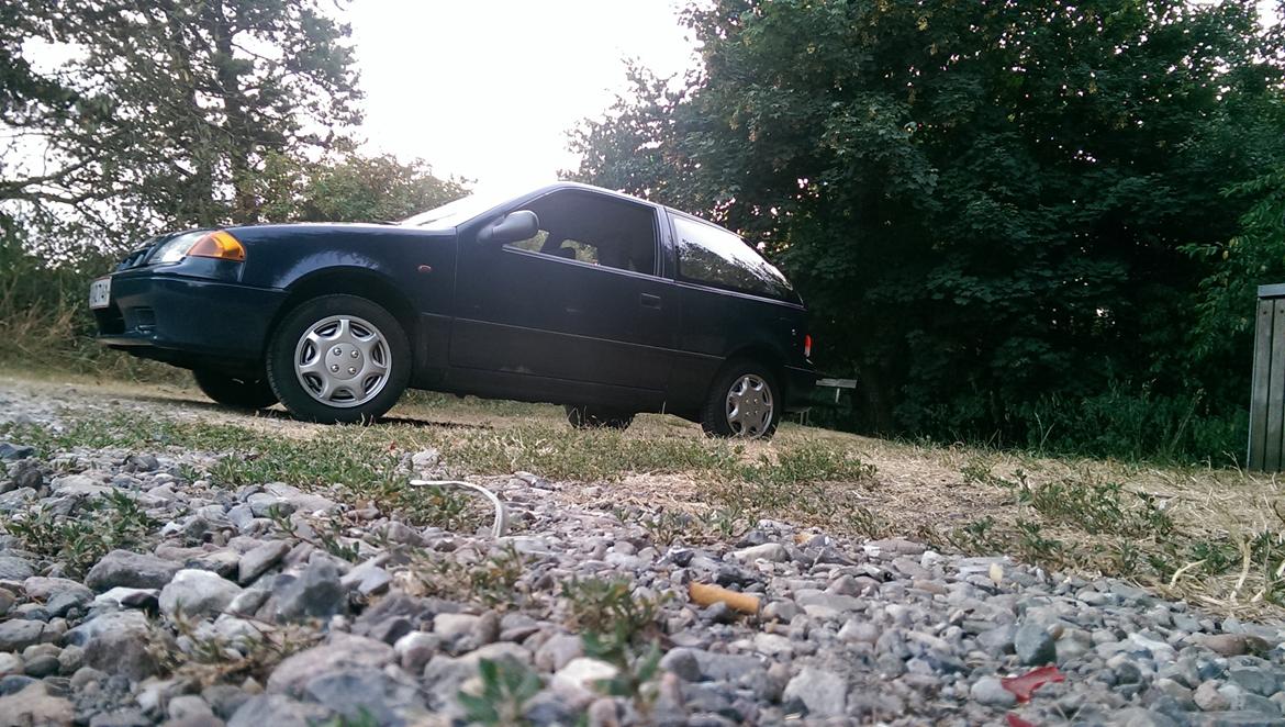 Suzuki Swift Gls (SKROTTET) billede 17