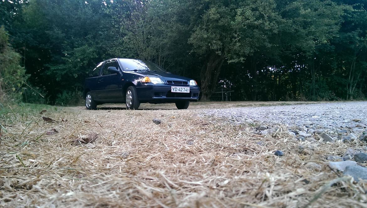 Suzuki Swift Gls (SKROTTET) billede 8