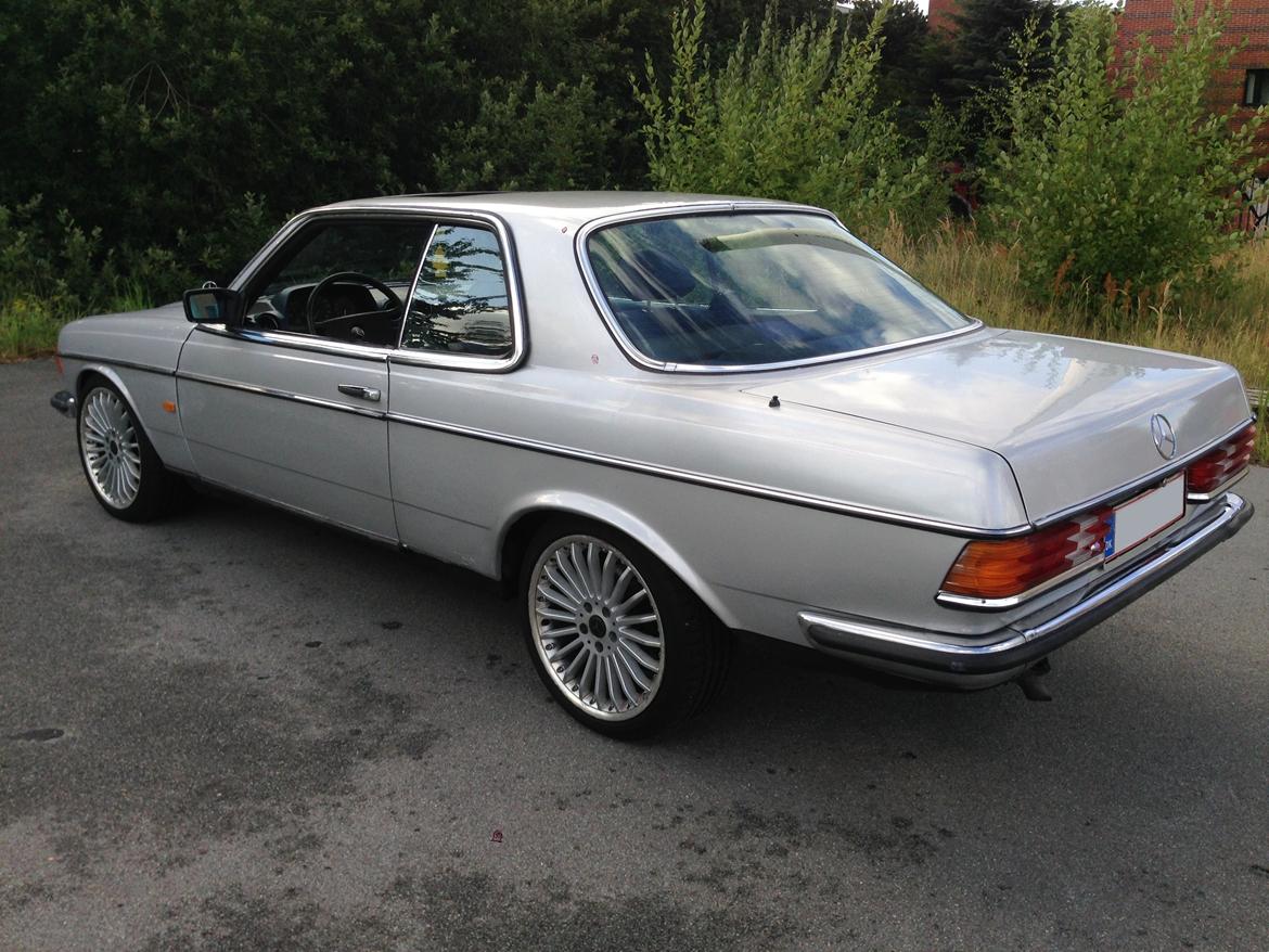 Mercedes Benz w123 230 CE billede 10