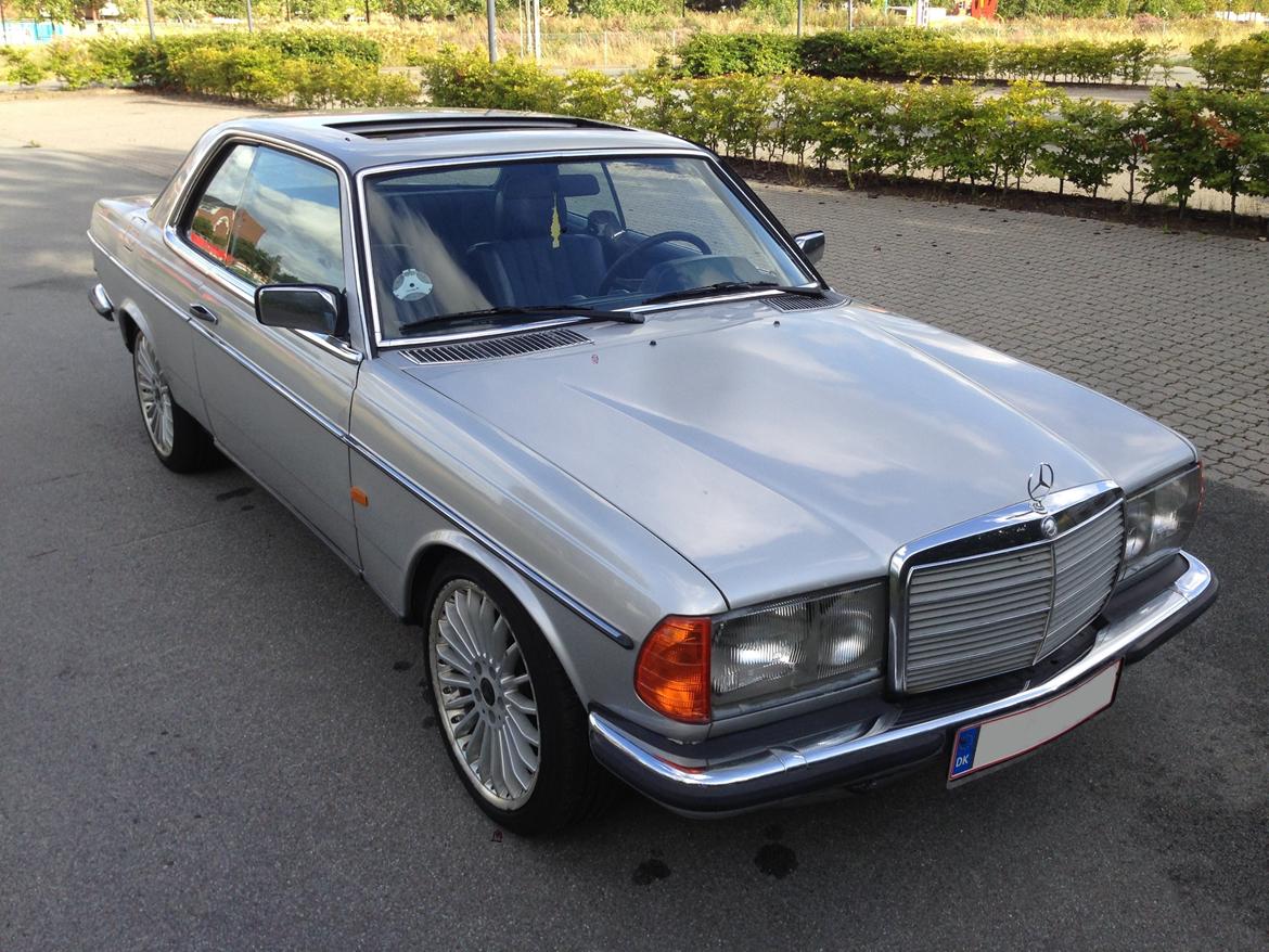 Mercedes Benz w123 230 CE billede 12