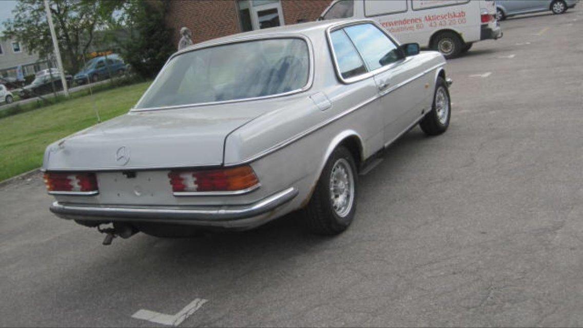 Mercedes Benz w123 230 CE - sådan så den ud da jeg hentede den i maj 2014 billede 14