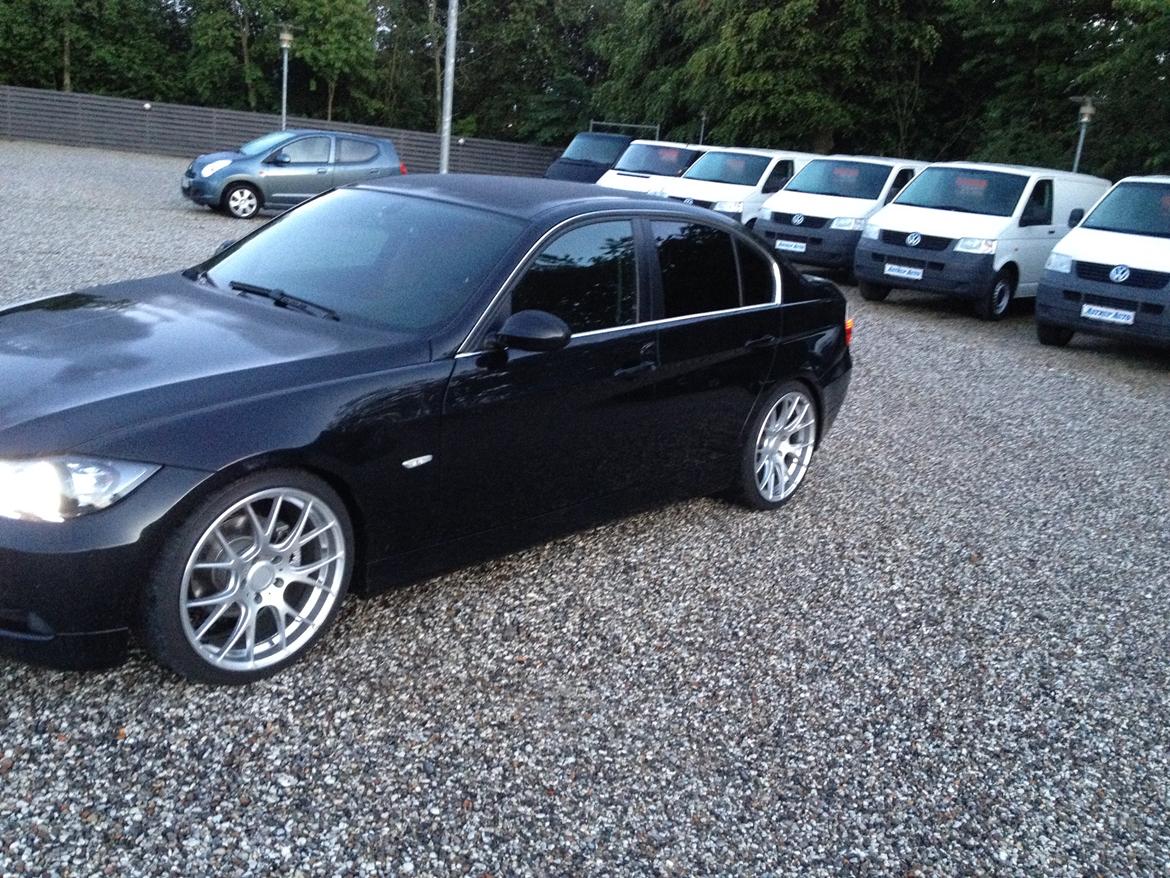 BMW E90 320d billede 7