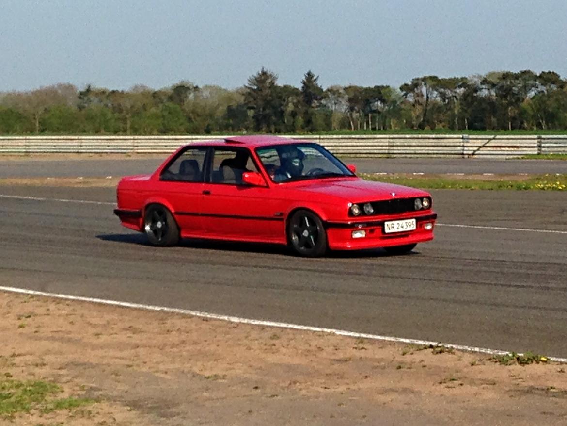 BMW E30 320T billede 3