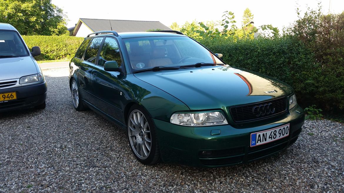 Audi A4 Avant Quattro billede 1