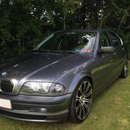 BMW E46 320i