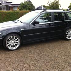 BMW 330d 204hk 6g Touring Edition Exclusive