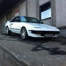Toyota MR2 AW11
