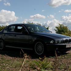 BMW E39 535i V8