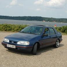 Ford Sierra 2,0i CLX Sedan