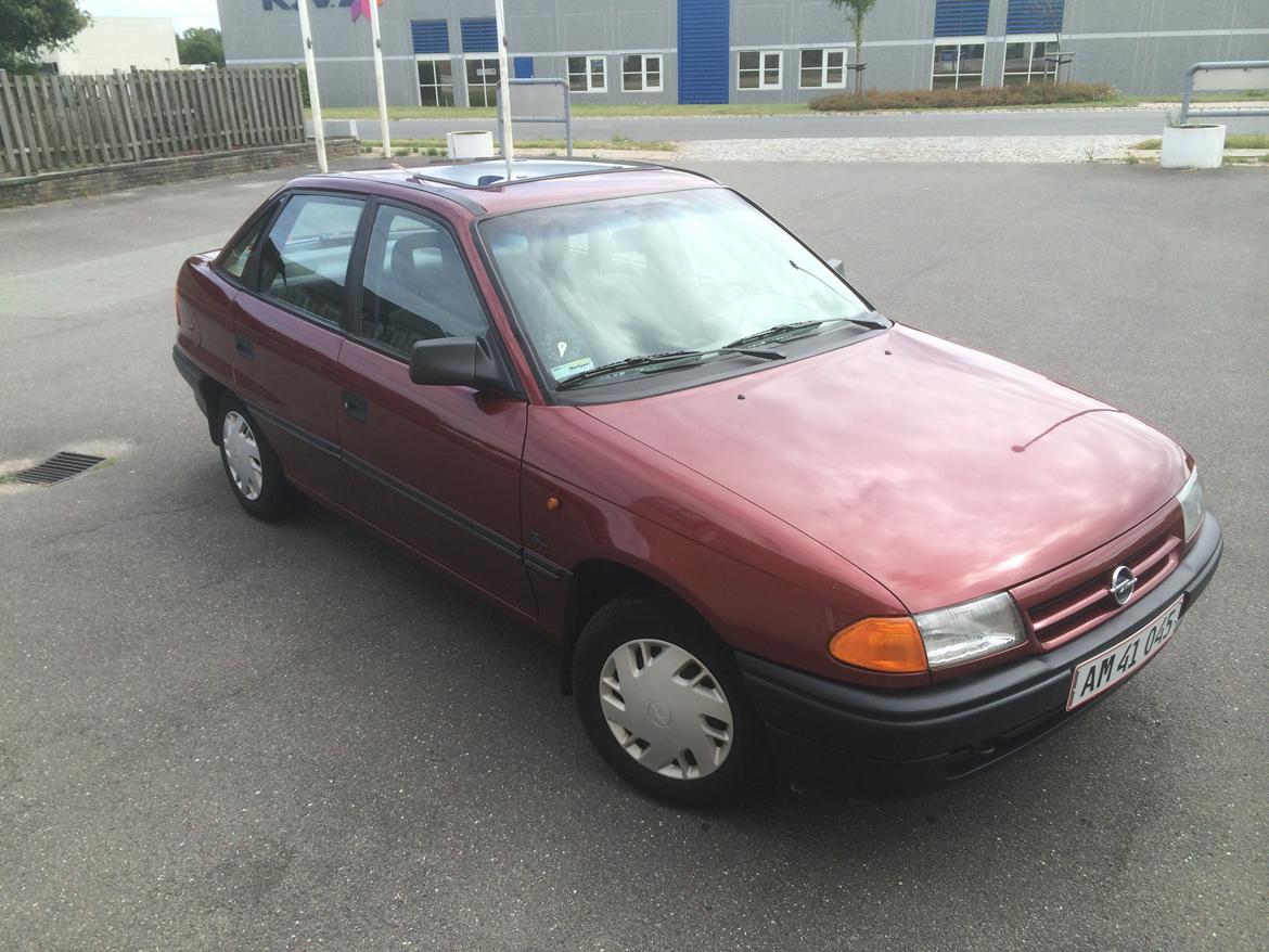 Opel Astra 1,6 8v billede 2