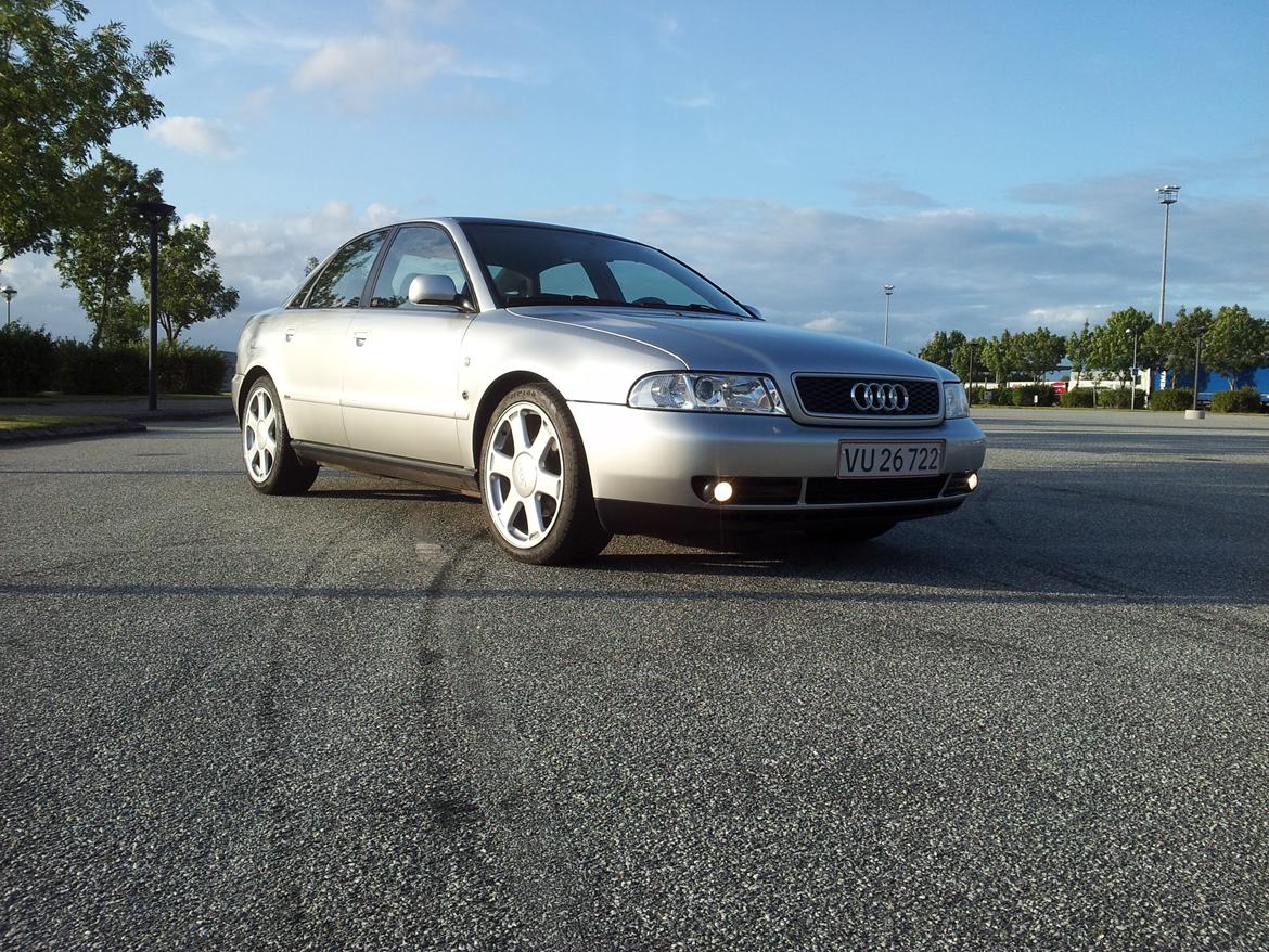 Audi A4 2,6 V6 Limosine B5 model. billede 19