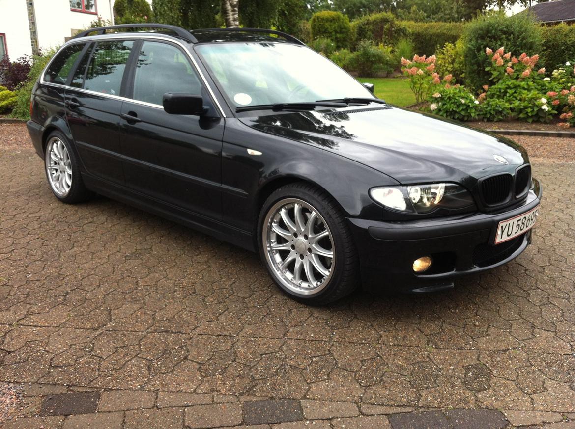 BMW 330d 204hk 6g Touring Edition Exclusive billede 2