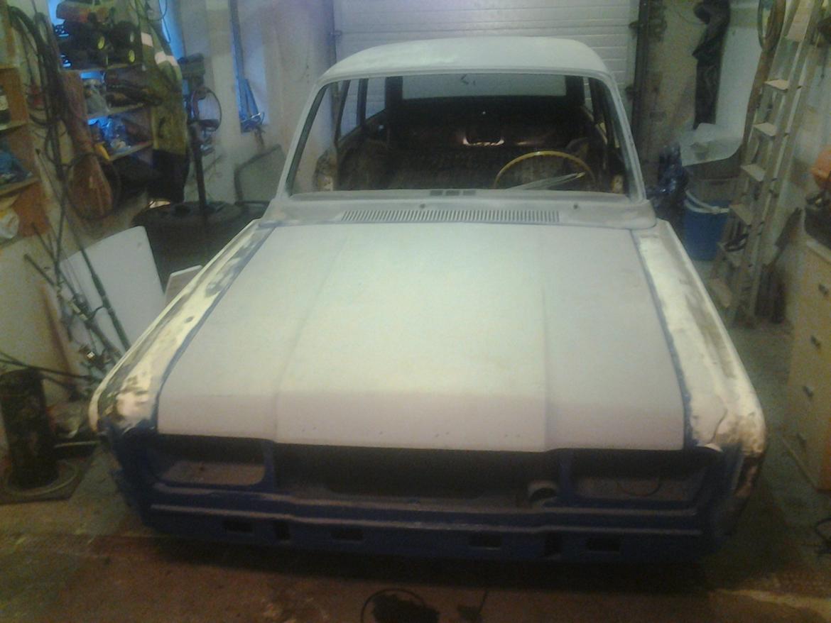 Ford 17m p7b 3dørs stationcar - spartlet og grundet hjælmen billede 9