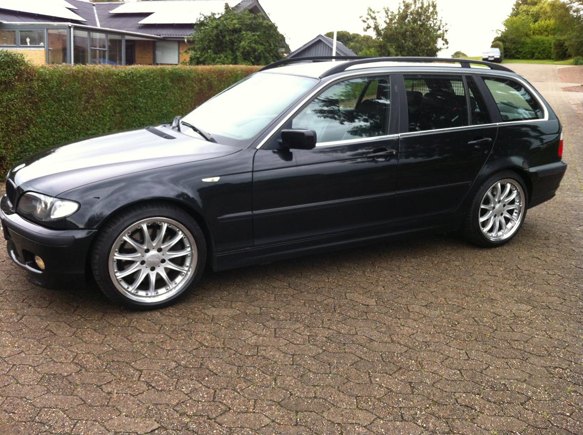 BMW 330d 204hk 6g Touring Edition Exclusive billede 3