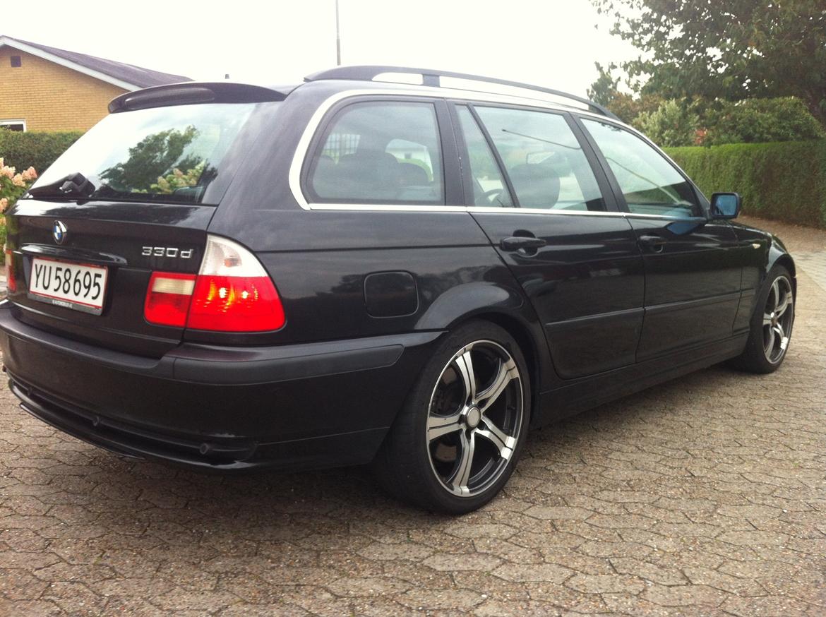 BMW 330d 204hk 6g Touring Edition Exclusive billede 6