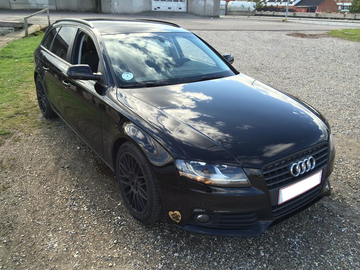 Audi A4 B8 Black Edition billede 4