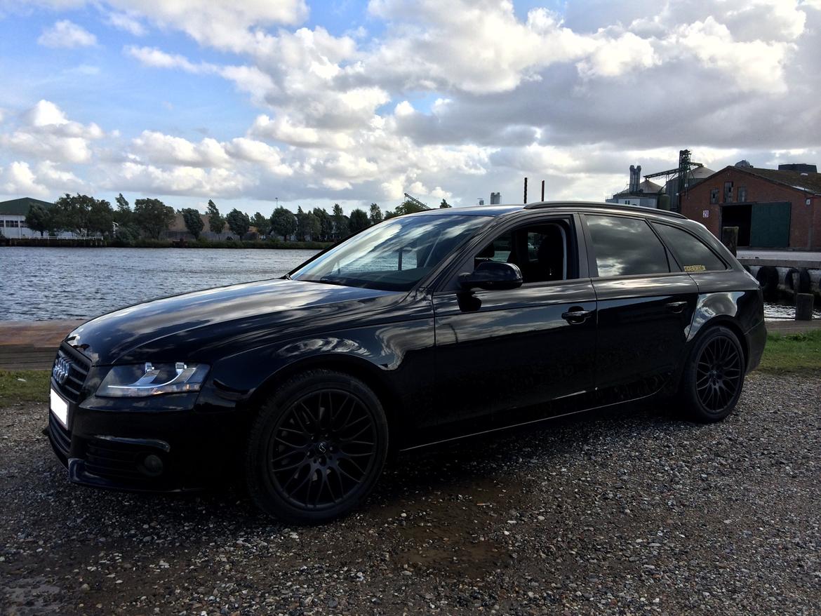 Audi A4 B8 Black Edition billede 3