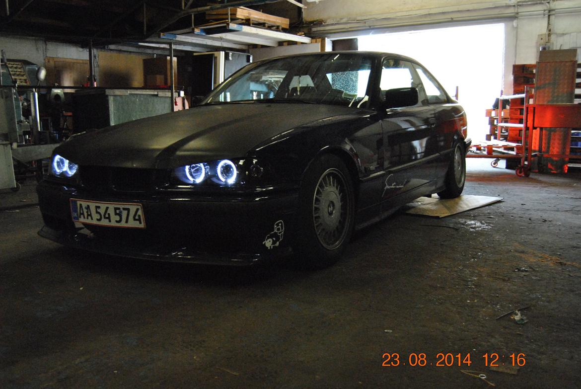 BMW E36  billede 1